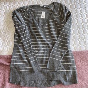 GAP NEW WITH TAGS - Grey and white striped